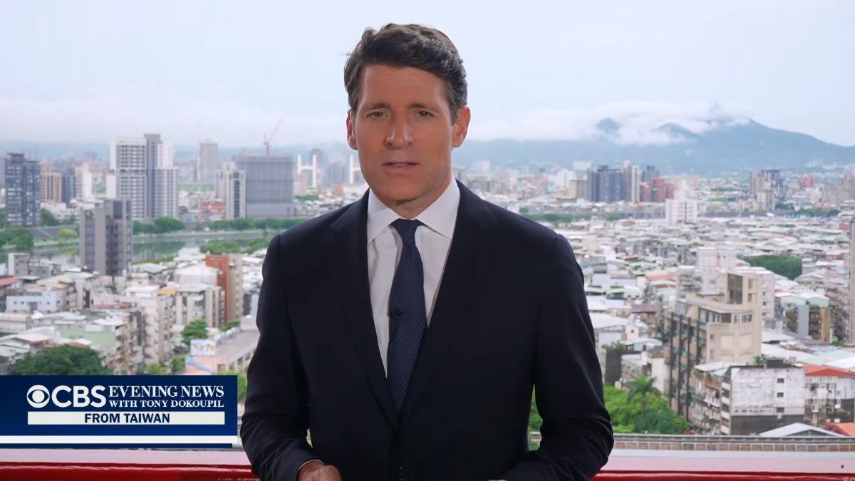 Image of Tony Dokoupil reported from Taiwan instead of Beijing.