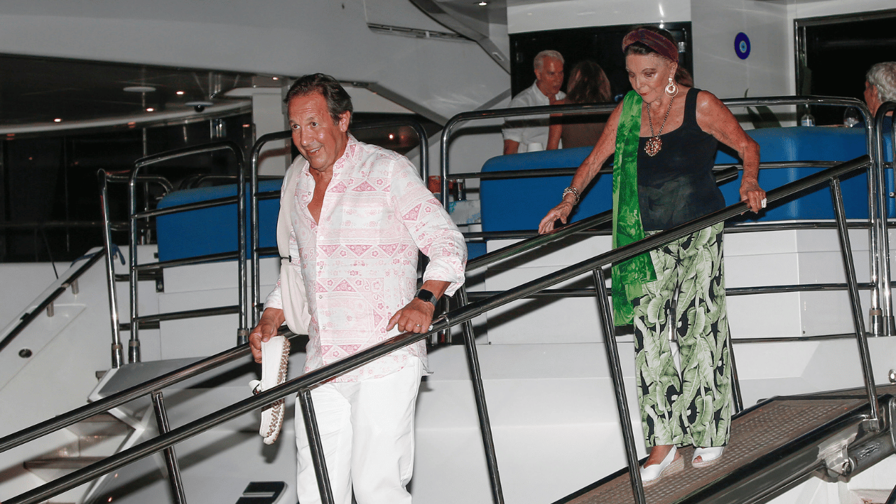 Joan Collins