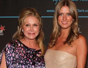 2011__06__hilton1 300×234.jpg