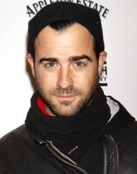 2011__08__okmagazine horoscopes justin theroux 198×300.jpg