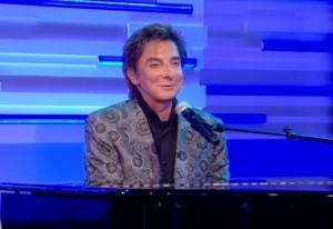 2011__06__Barry_Manilow_June15newsnea 300×206.jpg