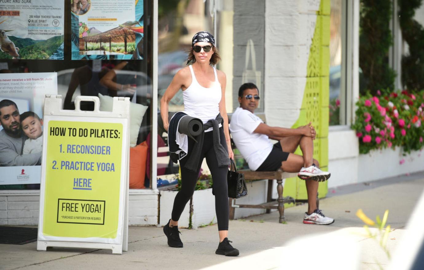 Lisa Rinna Leaving Yoga Class Editorial Stock Photo - Stock Image