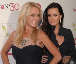 2011__02__Richards_Sisters_Feb2 300×255.jpg