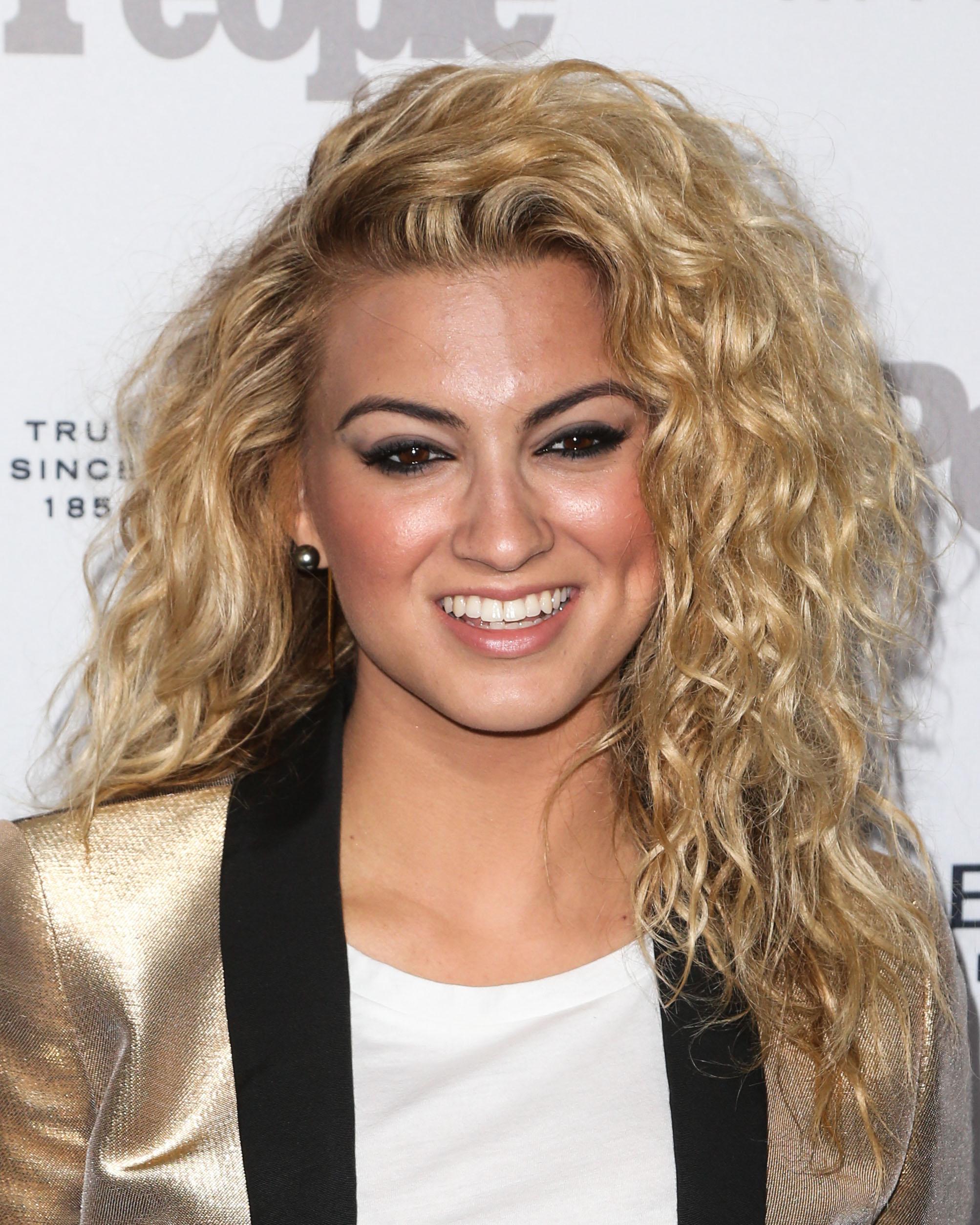 Tori Kelly arrives at PEOPLE&#8217;s Ones To Watch Event 2015