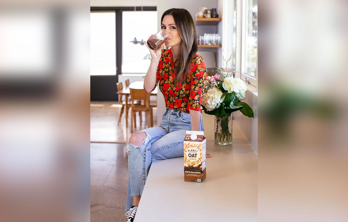 rachel bilson planet oat dark chocolate oatmilk