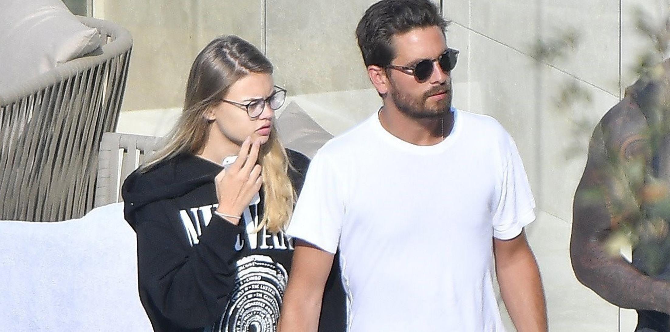 *EXCLUSIVE* Scott Disick fourth girl in less than three days !!!