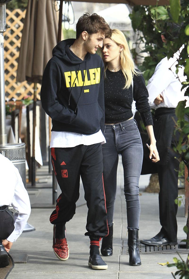 Anwar Hadid Dating Justin Bieber Nicola Peltz 02