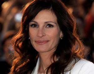 2010__10__okmagazine horoscopes juliaroberts 300×238.jpg