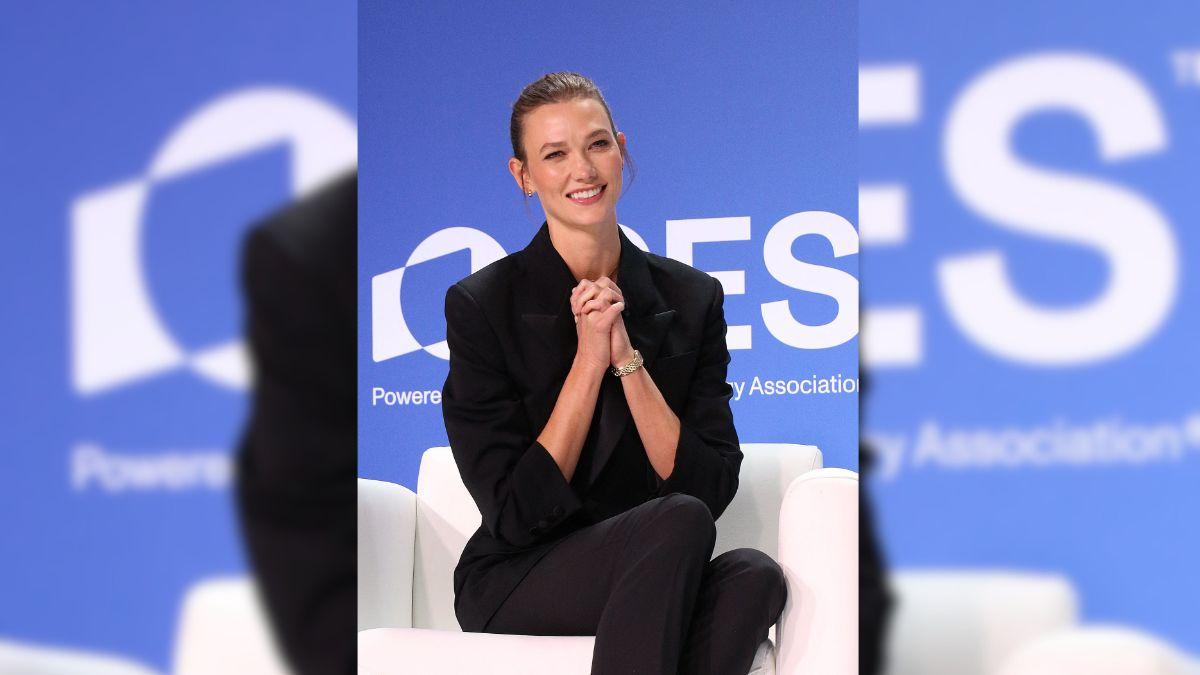 Image of Karlie Kloss said she doesn't feel isolated among the Kushner family despite disagreeing with their political ideologies.