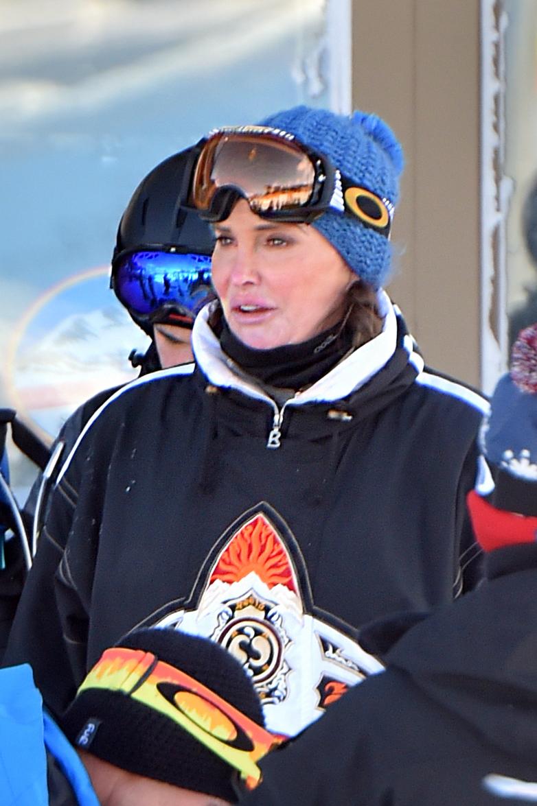 EXCLUSIVE: ** PREMIUM EXCLUSIVE RATES APPLY** STRICTLY NO WEB UNTIL 730AM PST DEC 15TH 2015**  Caitlyn Jenner hits the slopes with her bestie Candice Cayne in Mammoth Mountain