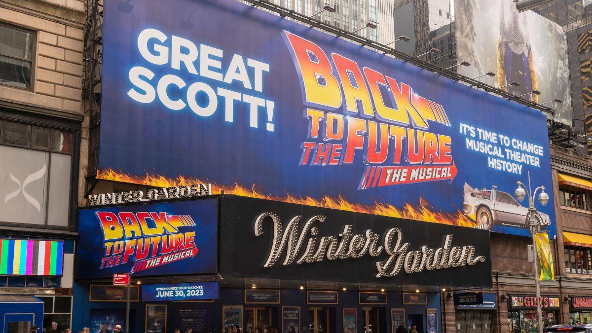 Image of The viral moment showed how celebrity reunions can reignite emotional connections to classic films.