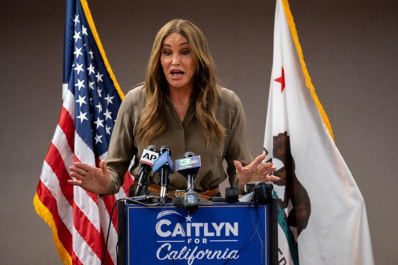 caitlyn jenner mocked using slur