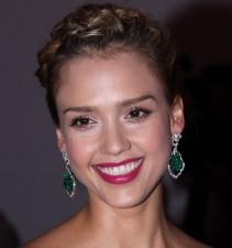 2009__11__wenn_alba 211×225.jpg