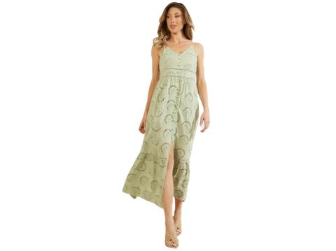 style wedding guest outfit trending fashion dresses shop