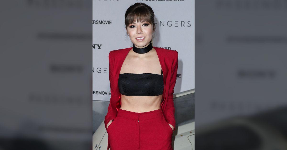 image of The former Nickelodeon star called the teen romance 'addictive.'