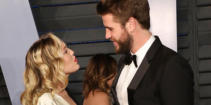 Liam hemsworth pranks miley cyrus selfie video pics