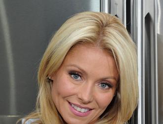 Kelly ripa celeb bio headshot.jpg
