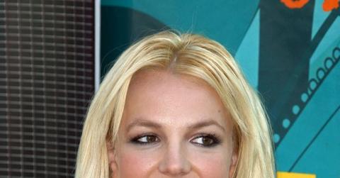 2009__08__fp_3384810_rij_spears_teen_080909 560×790.jpg