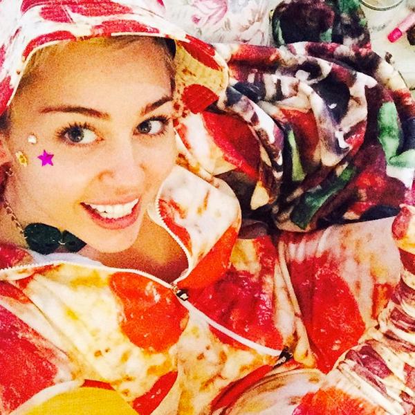 Miley cyrus pizza onesie