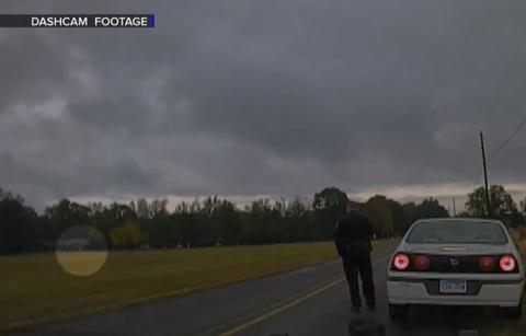 hitchhiker flee vehicle like forrest gump police dashcam