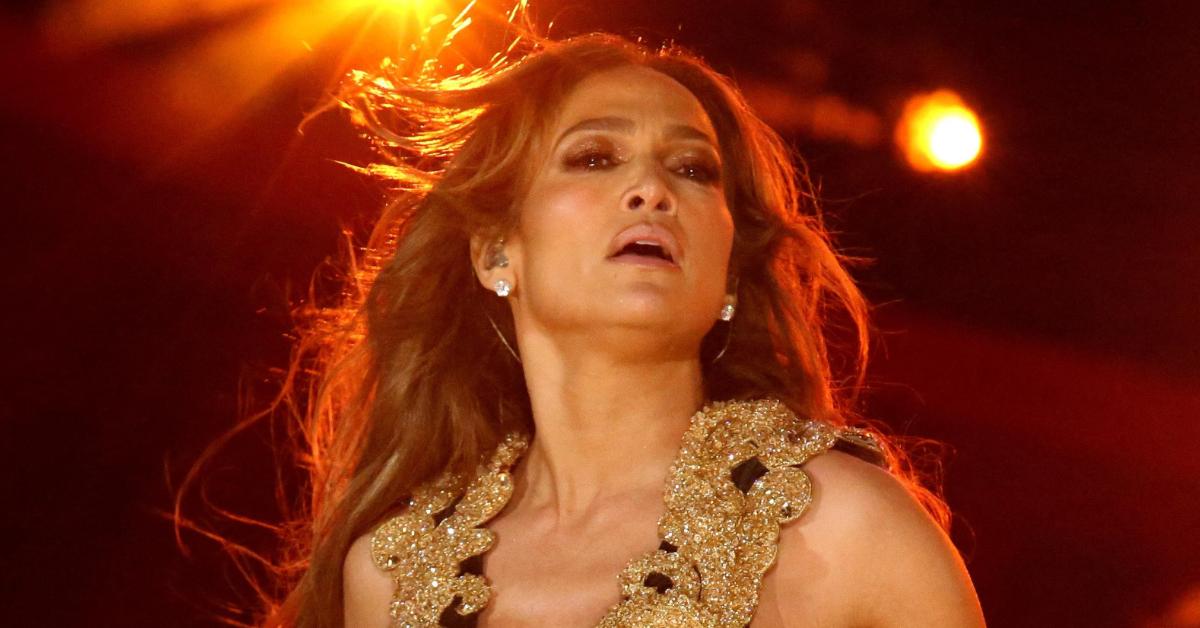 jennifer lopez excited small tour low ticket sales