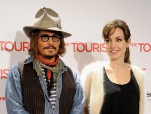 2011__03__Johnny_Depp_Angelina_Jolie_March3newsneb1 300×227.jpg