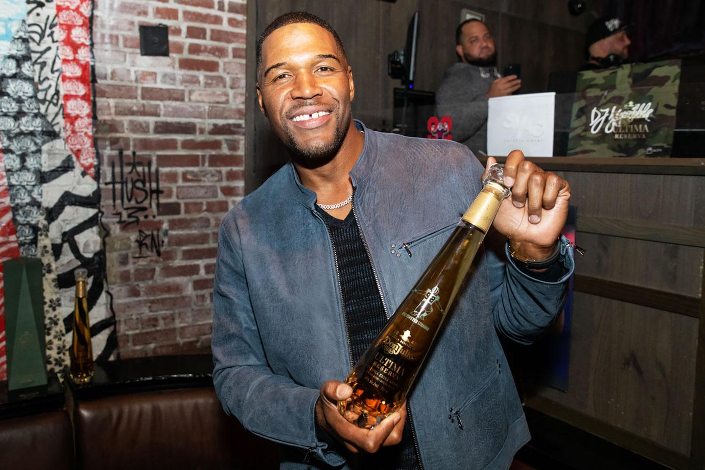 michael strahan tequila don julio ultima reserva jersey retirement party