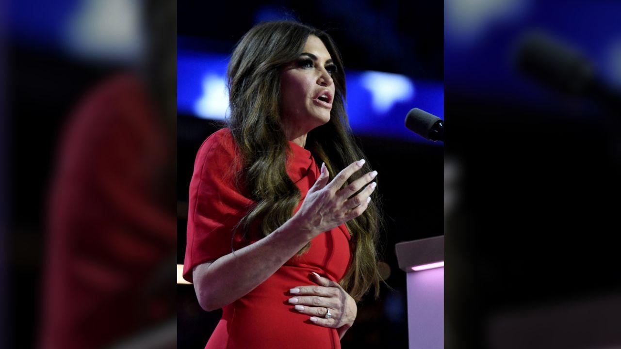 Photo of Kimberly Guilfoyle allegedly asked a Trump donor for $100,000 to pay an American Express bill.