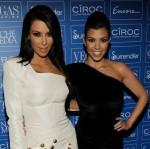 2010__07__Kim_Kardashian_Kourtney_Kardashian_July26newsne 150×149.jpg