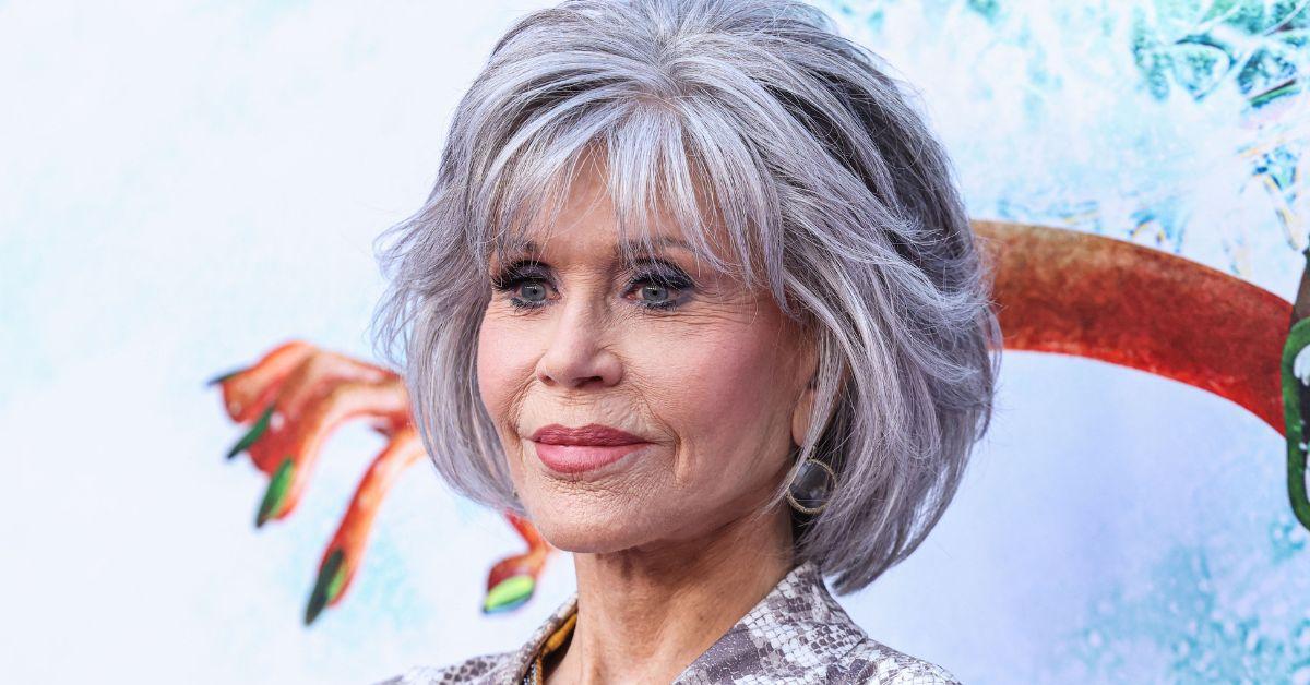 Female Celebrities Over 70 Who Look Amazing: Lynda Carter, Meryl Streep