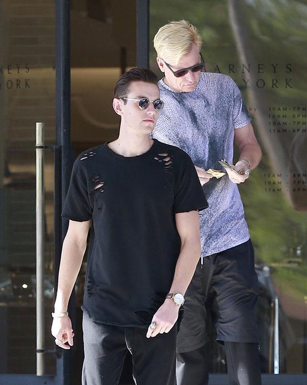 Joe Simpson Steps Out With Model ‘Client’ Jonathan Keith Amid Ashlee ...