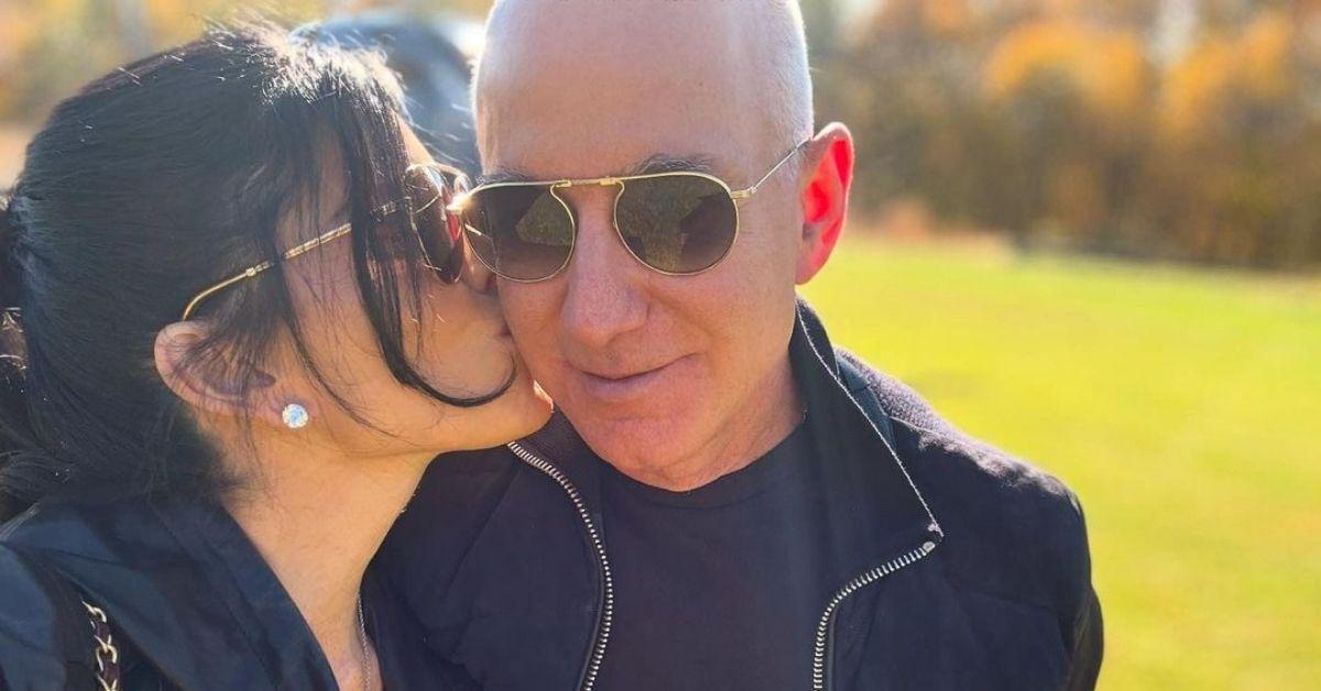 lauren sanchez catwoman costumer jeff bezos