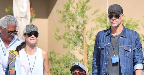 Sandra bullock boyfriend bryan randall son louis holding hands hr