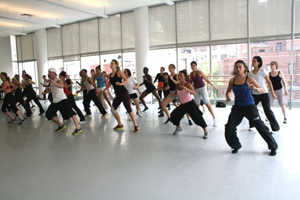 Zumba_at_The_Ailey_Extension._Photo_by_Emily_Cannarella_9_b472c839-ff61-4351-9e68-a599a476b375-prv