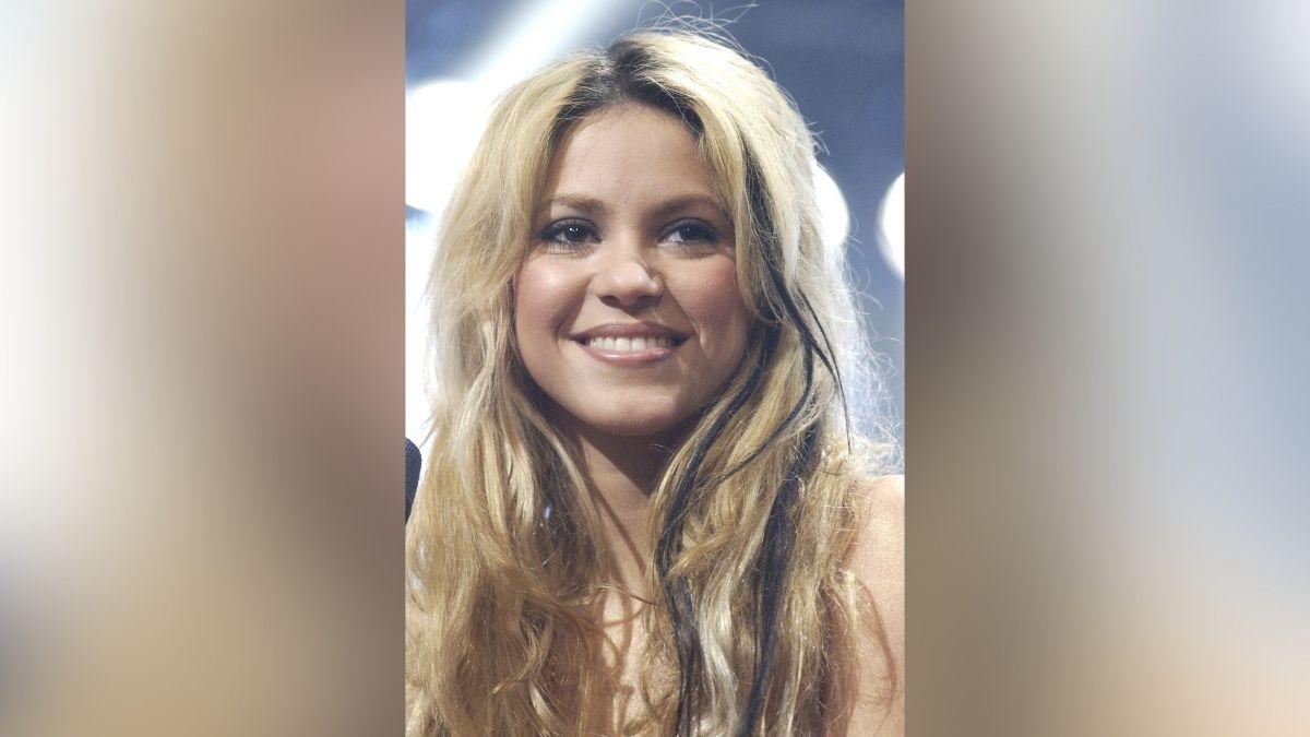 shakira stunning transformation before after photos