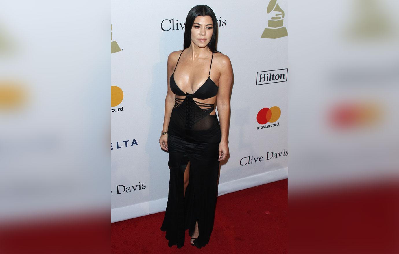 FFN_RIJ_CLIVE_DAVIS_GRAMMY_SET2_021117_52312256