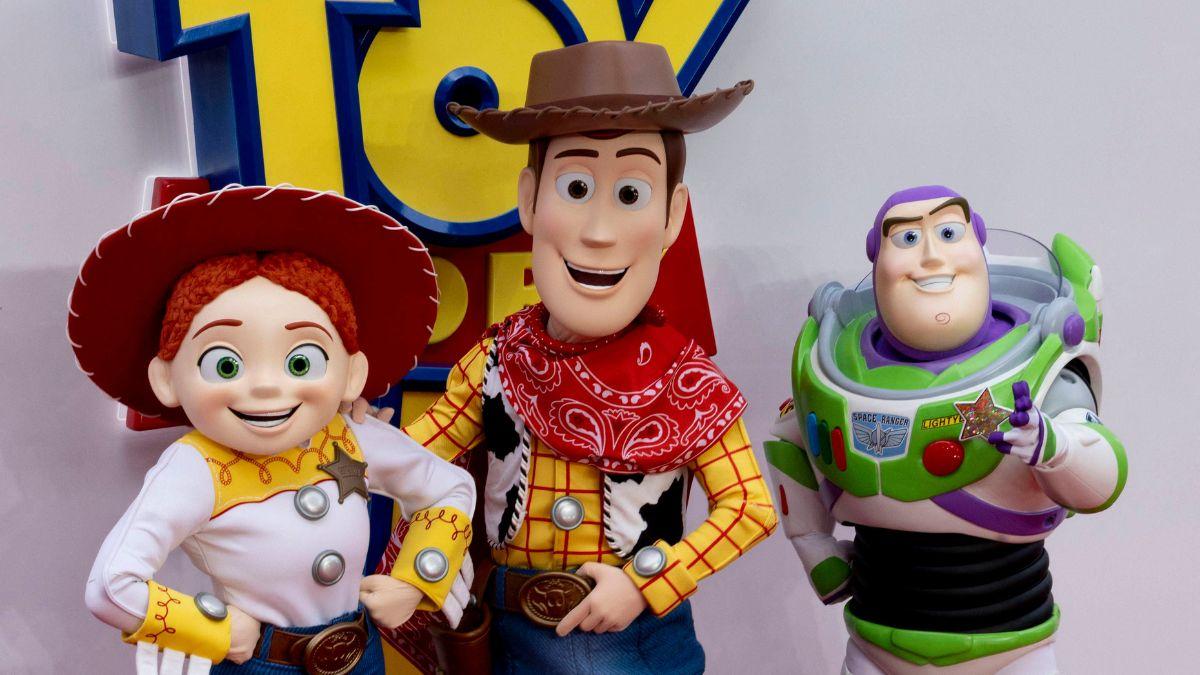 Photo of Jessie, Woody and Buzz Lightyear.