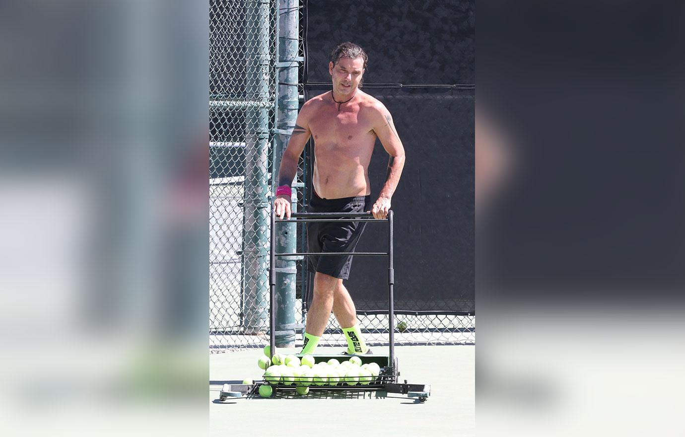 gavin rossdale at tennis practice