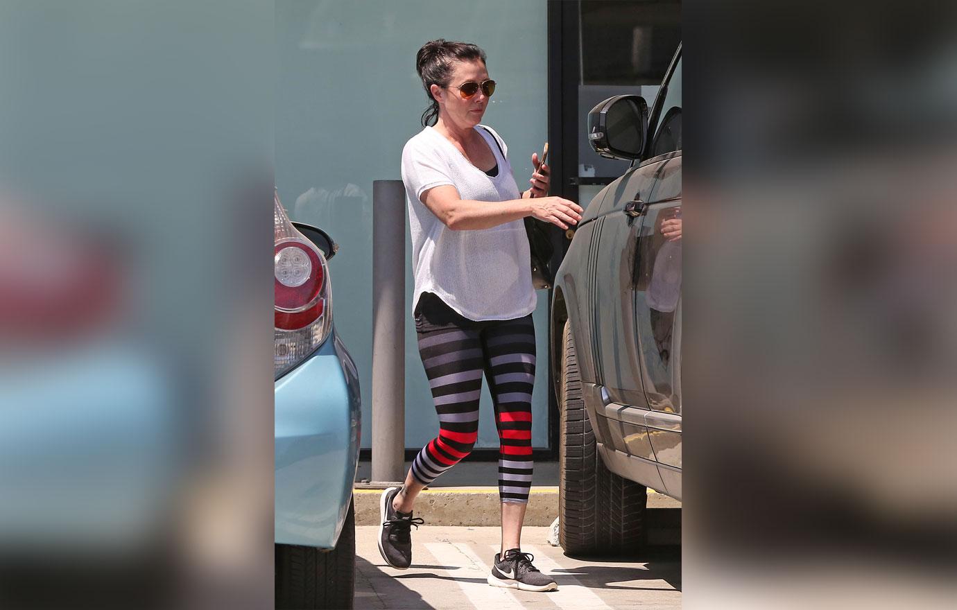 Shannon doherty pilates cancer battle pics 05