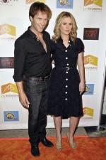 2009__10__annapaquin 150×225.jpg