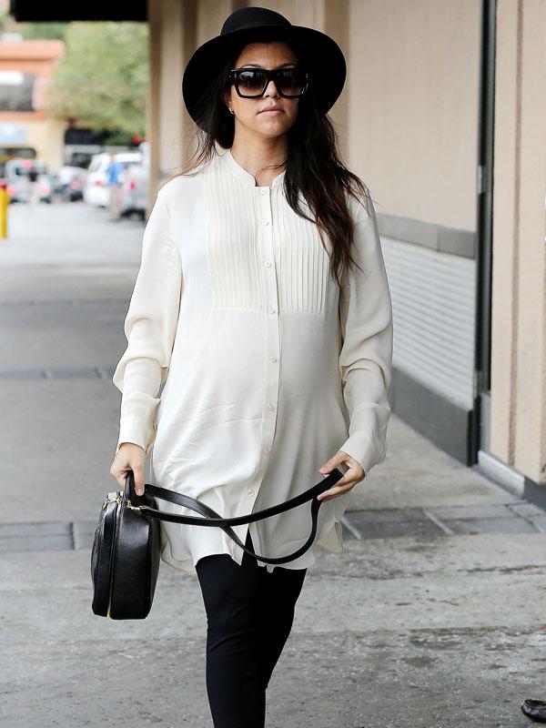 The Kardashians arriving at Jerry&#8217;s Famous Deli to film &#8216;KUWTK&#8217; in Studio City