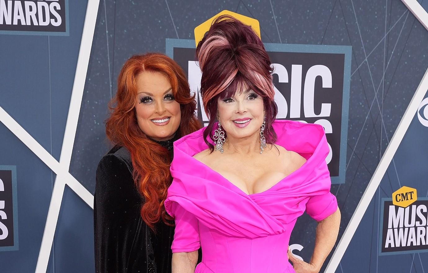 naomi judd suicide