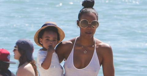 Kelly rowland son titan beach day hr