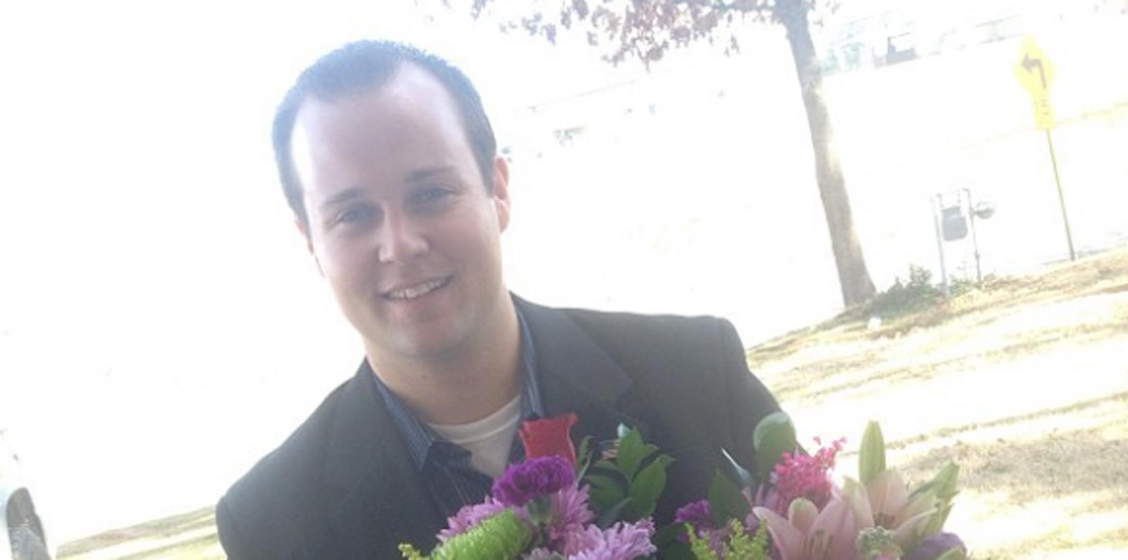 Josh duggar coming back to tv will appear counting on hero