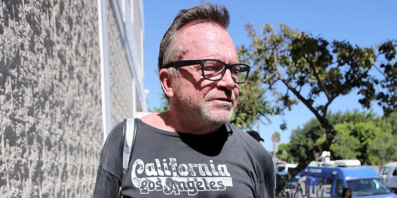 Tom arnold roseanne barr character killed the conners main