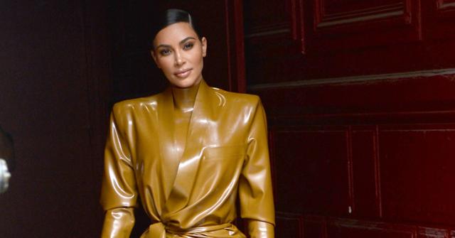 kim-kardashian-west-halloween-costume-2020-tiger-king-carole-baskin