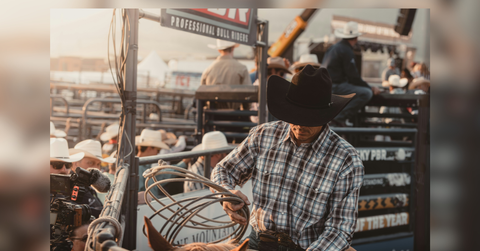 streetwear startup heres exactly where to buy hats wholesale for maximum profit margins