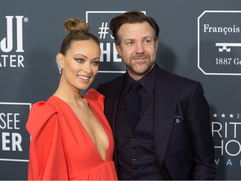 Olivia Wilde and Jason Sudeikis on the red carpet