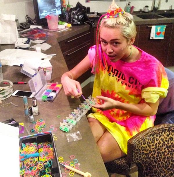 Miley cyrus crafting