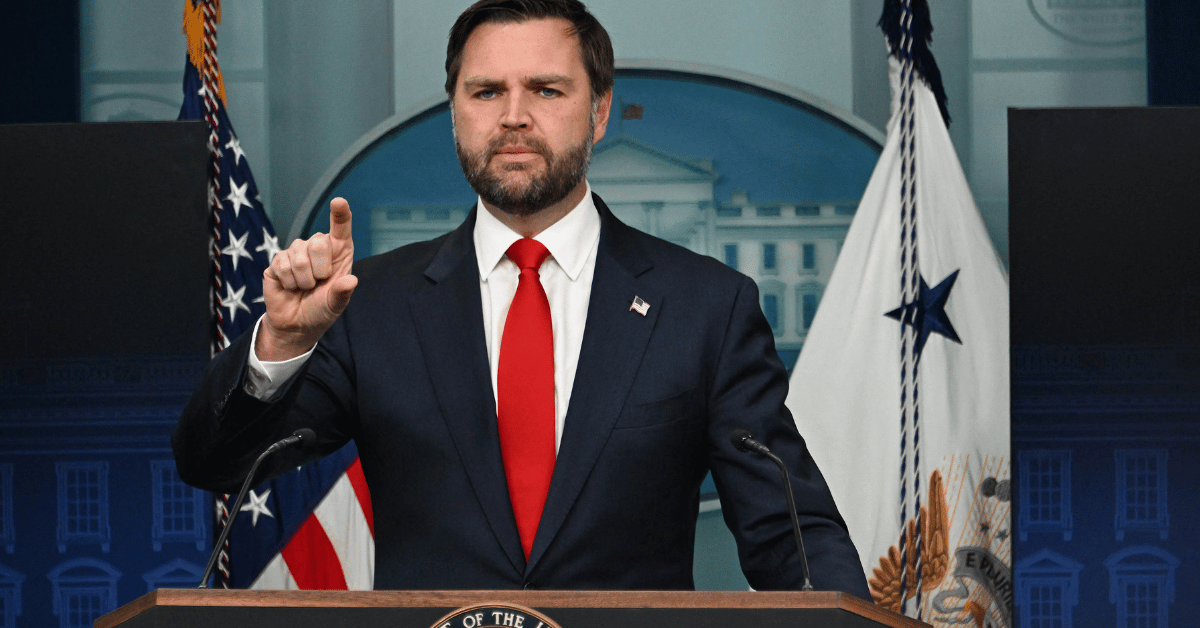 J.D. Vance Warns Crowd of Graduates Not to Boo Him: 'I'm the&hellip;